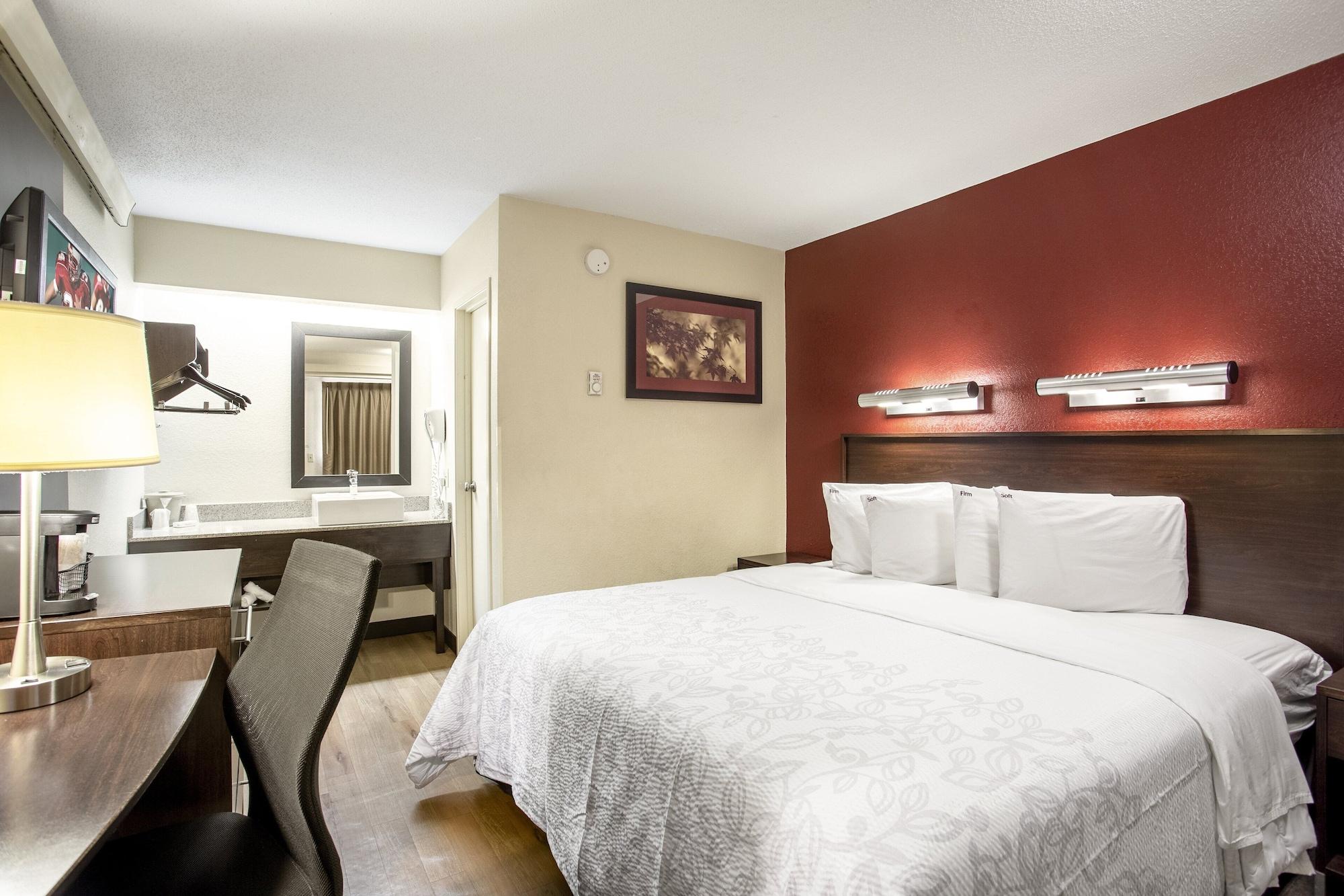 Red Roof Inn Plus+ Wilmington - Newark Christiana Exterior foto