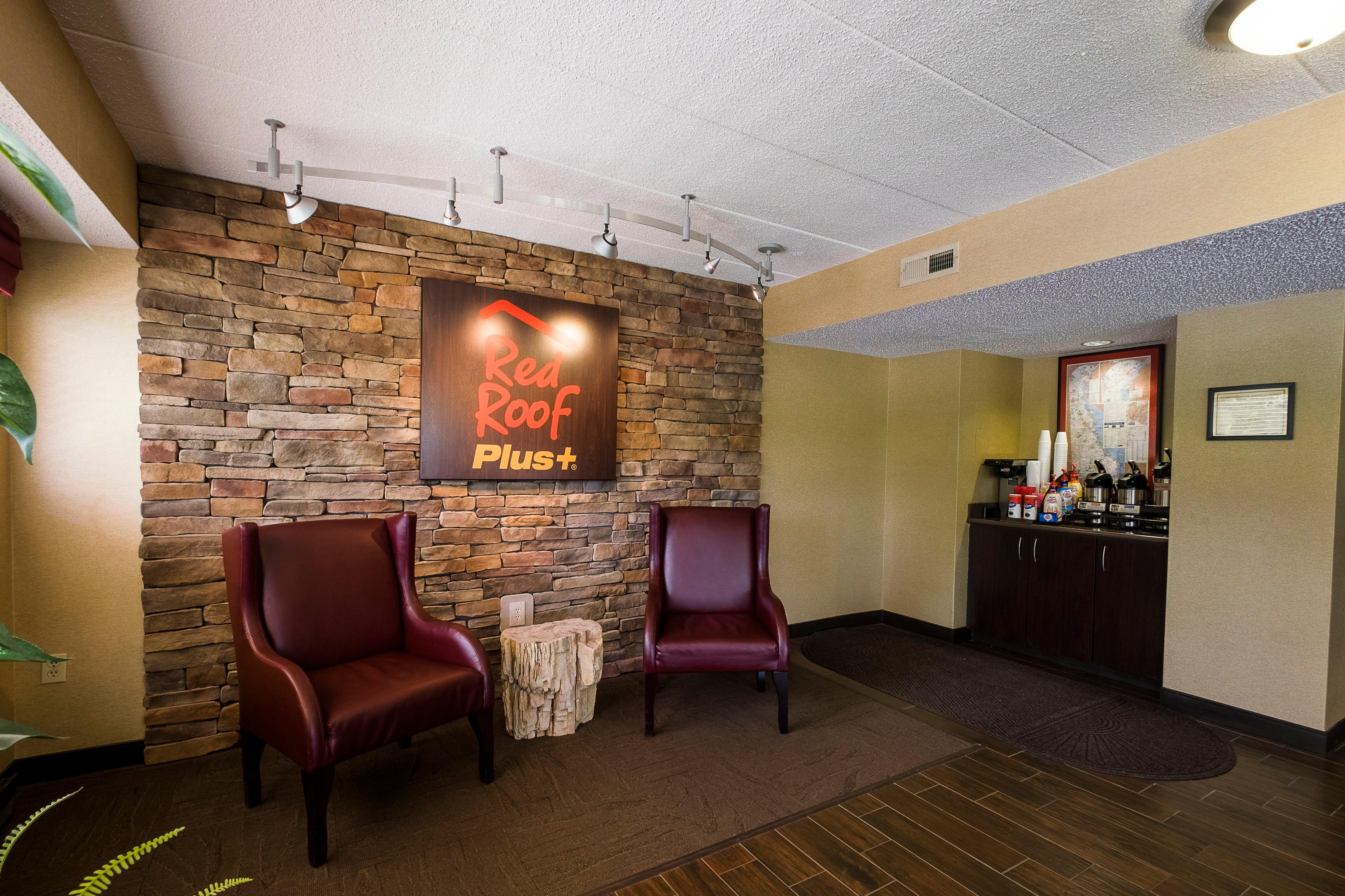 Red Roof Inn Plus+ Wilmington - Newark Christiana Exterior foto