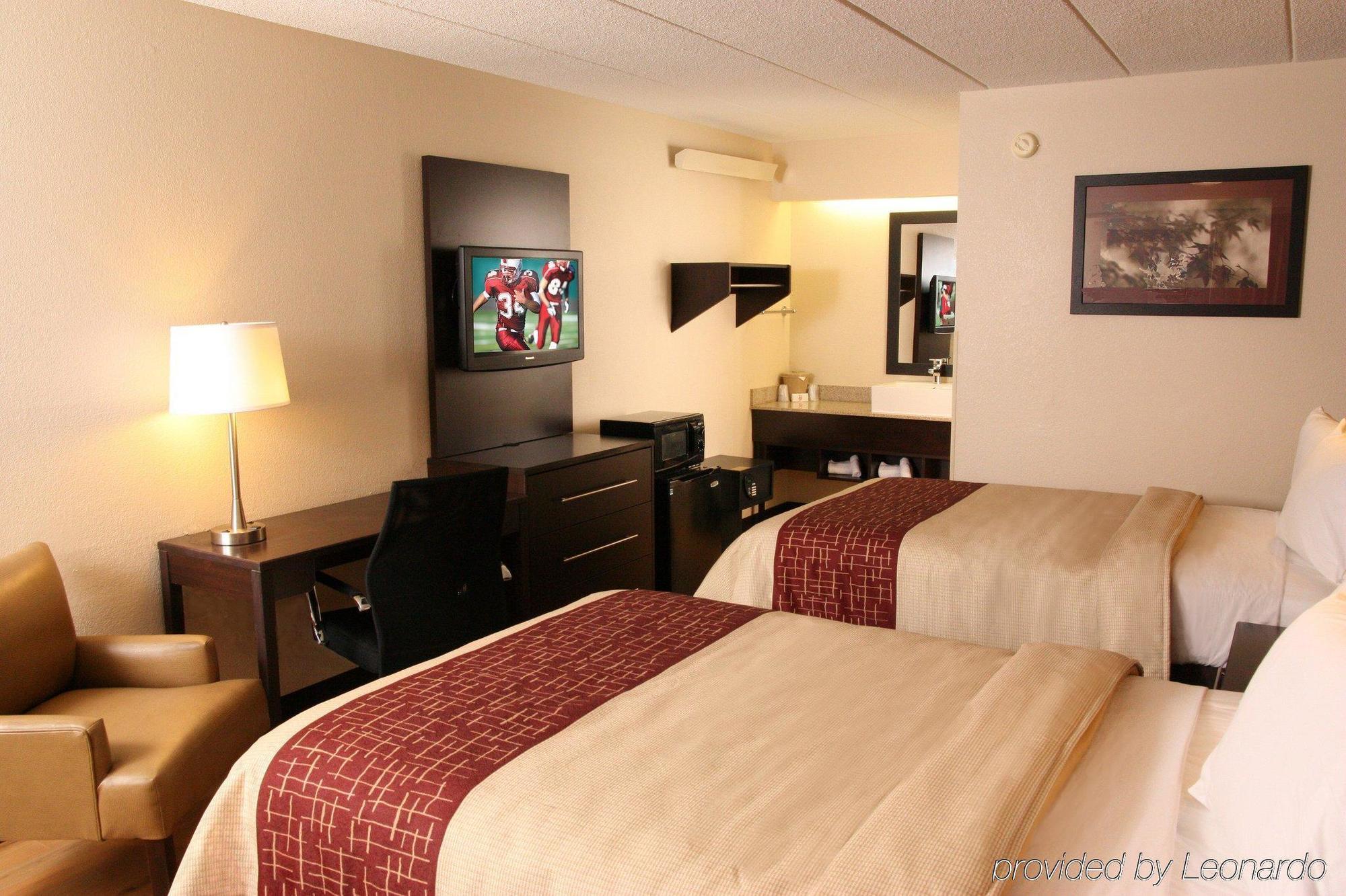 Red Roof Inn Plus+ Wilmington - Newark Christiana Exterior foto